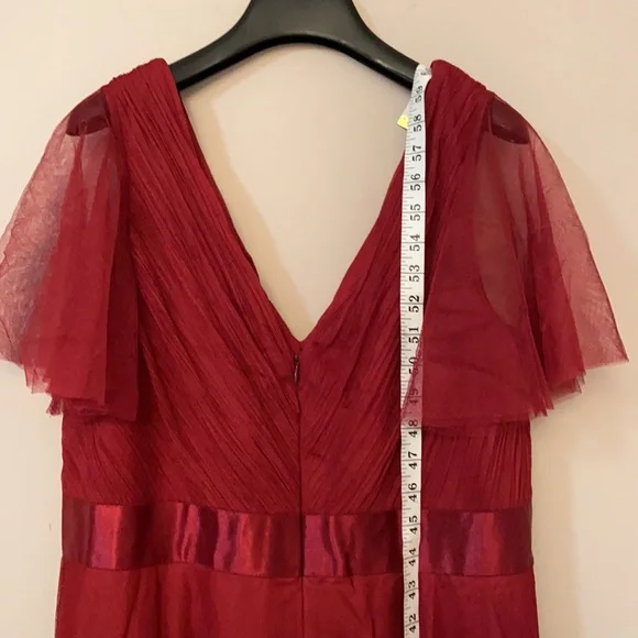 Dress - Picture 7 of 12